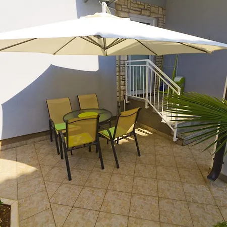 Jela 1284 Apartman