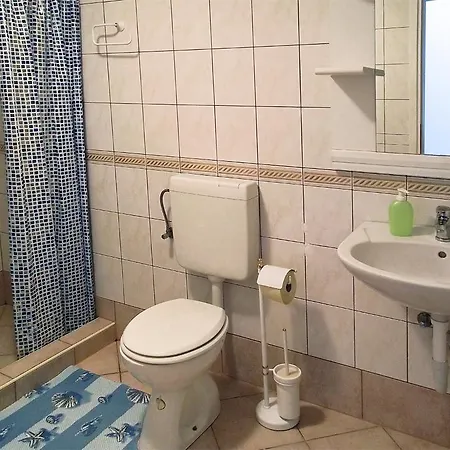 Jela 1284 Apartman Umag